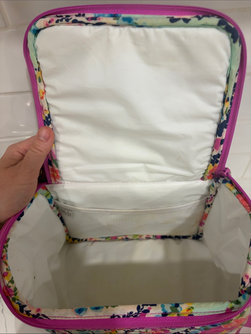 Vera Bradley Quilted Floral Insulated Bag - Picture 2 of 2